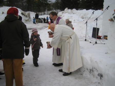 MANGE P� SN�GUDSTENESTA 